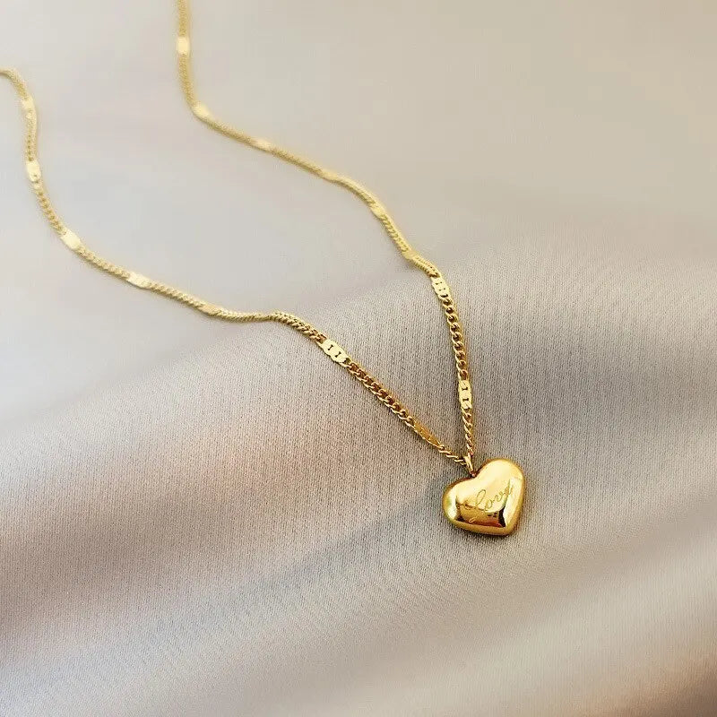 Peach Heart Engraved Love Collarbone