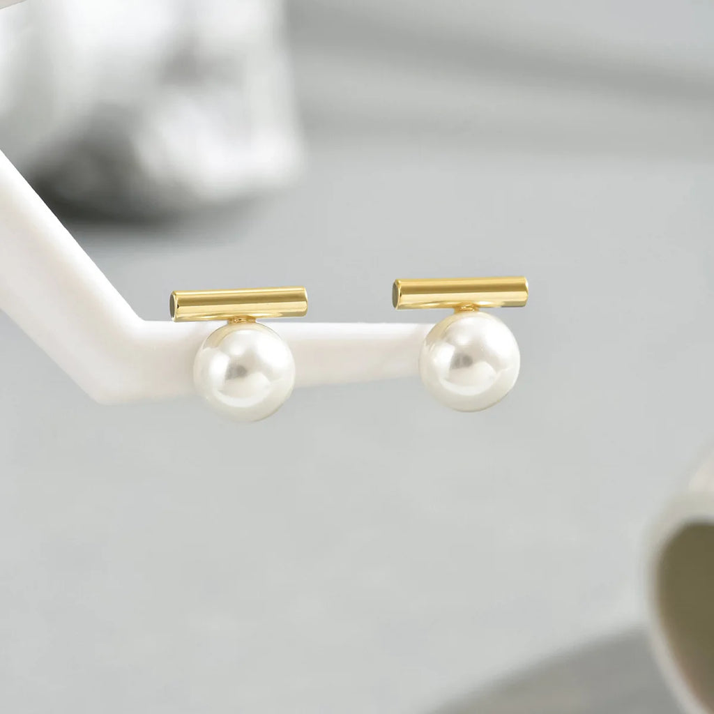 Pearl Stud Earrings Gold