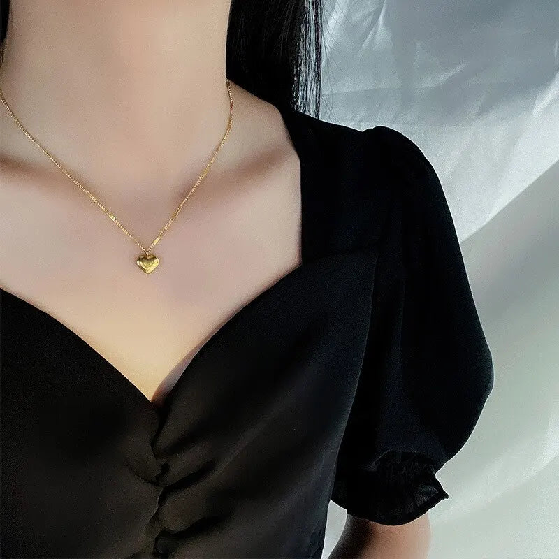 Peach Heart Engraved Love Collarbone