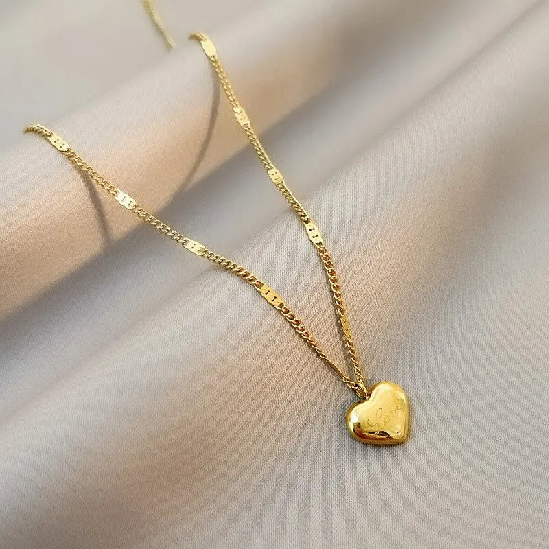 Peach Heart Engraved Love Collarbone
