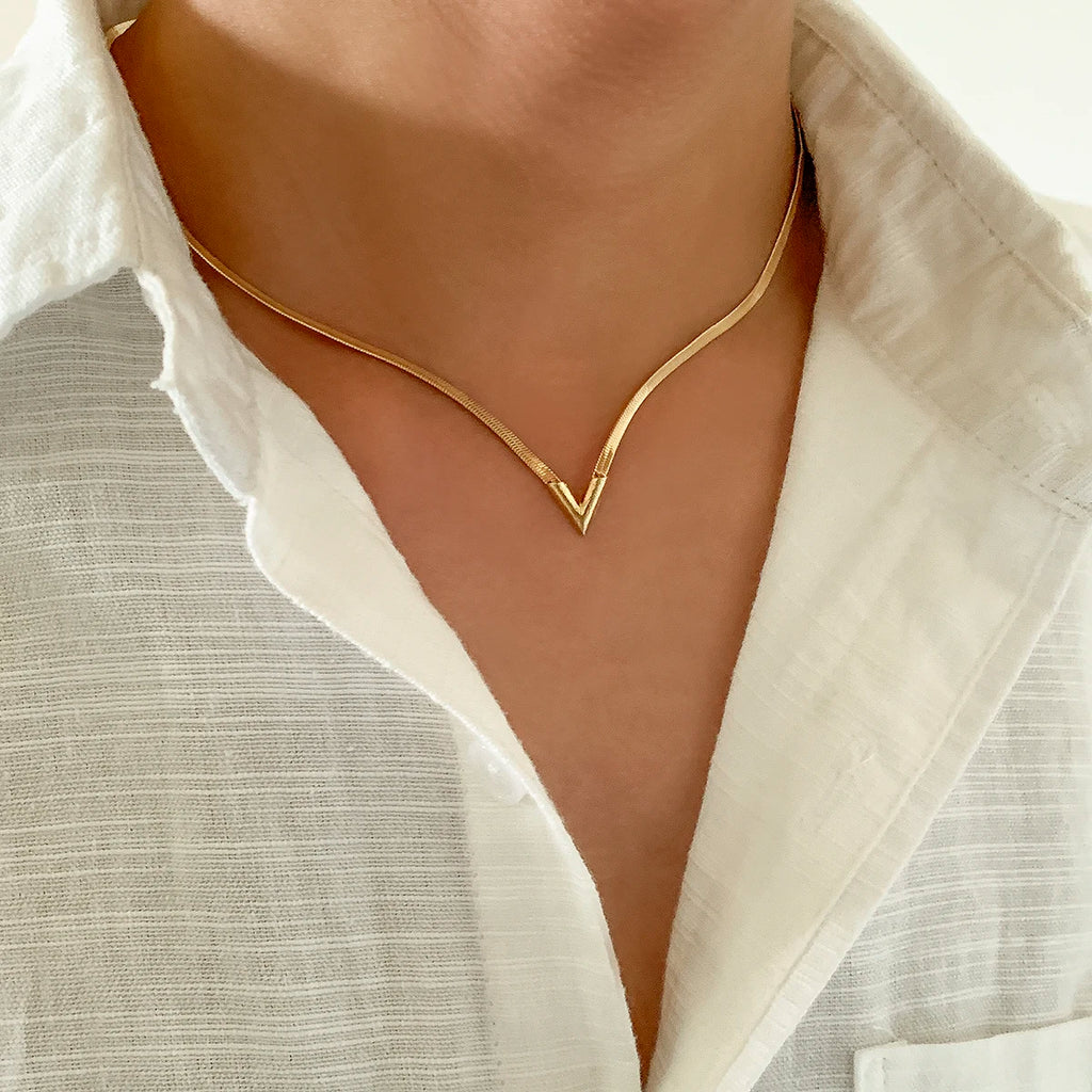 Flat Snake Clavicle Chain Necklace