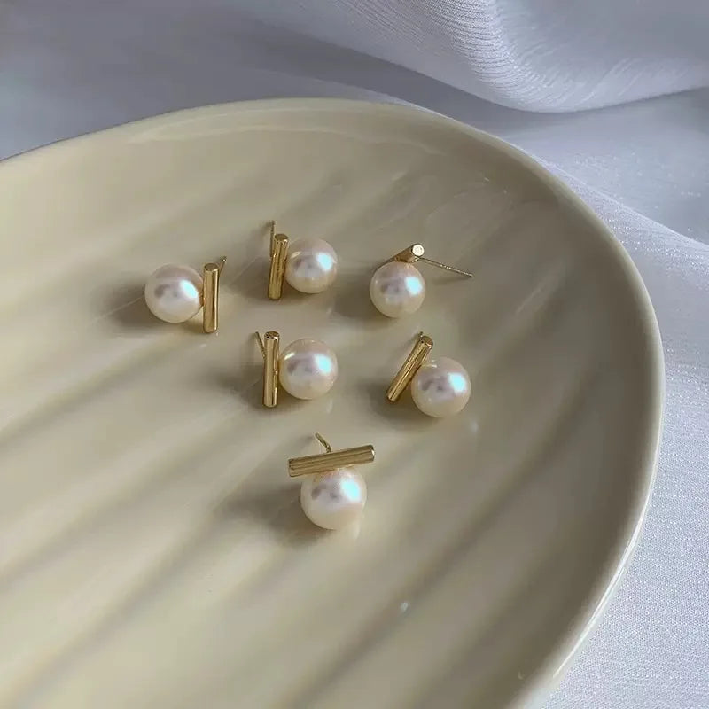 Pearl Stud Earrings Gold